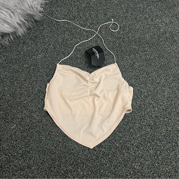 PRETTYLITTLETHING Nude Beige Front Ruched Ribbed Halter-neck Cropped Top Shirt S - Picture 8 of 16
